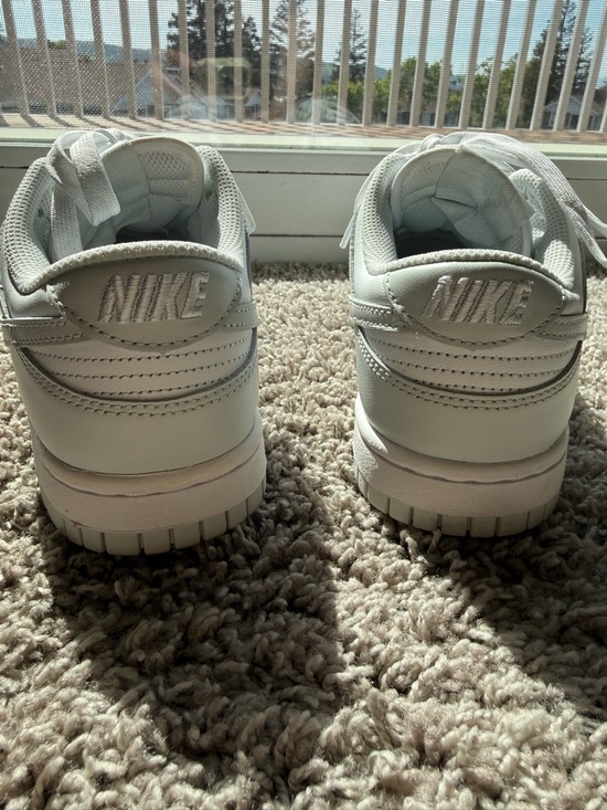 Nike Dunk Low - Picture 8 of 11